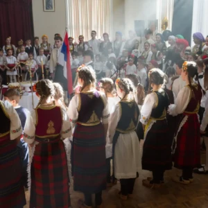Folklor image 1